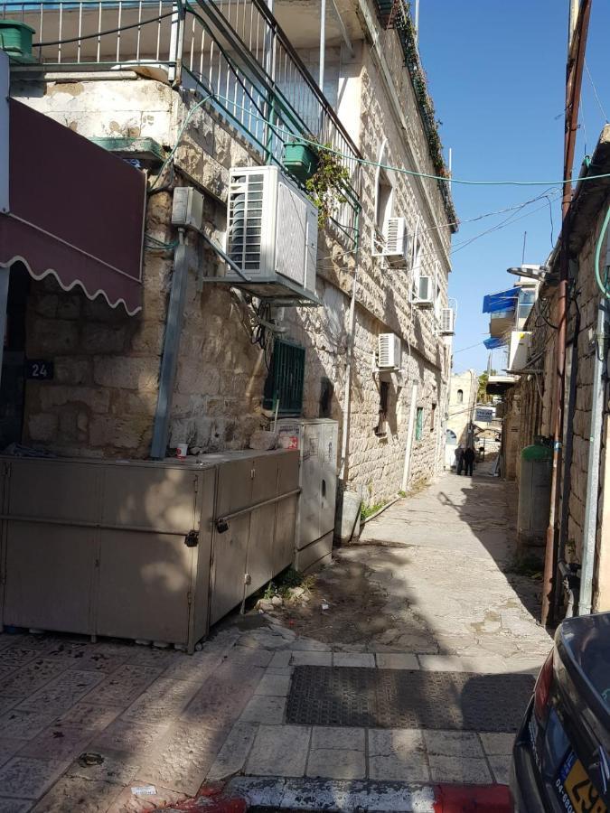 דירת נופש בוטיק - נוף לרבי שמעון Apartamento Safed Exterior foto