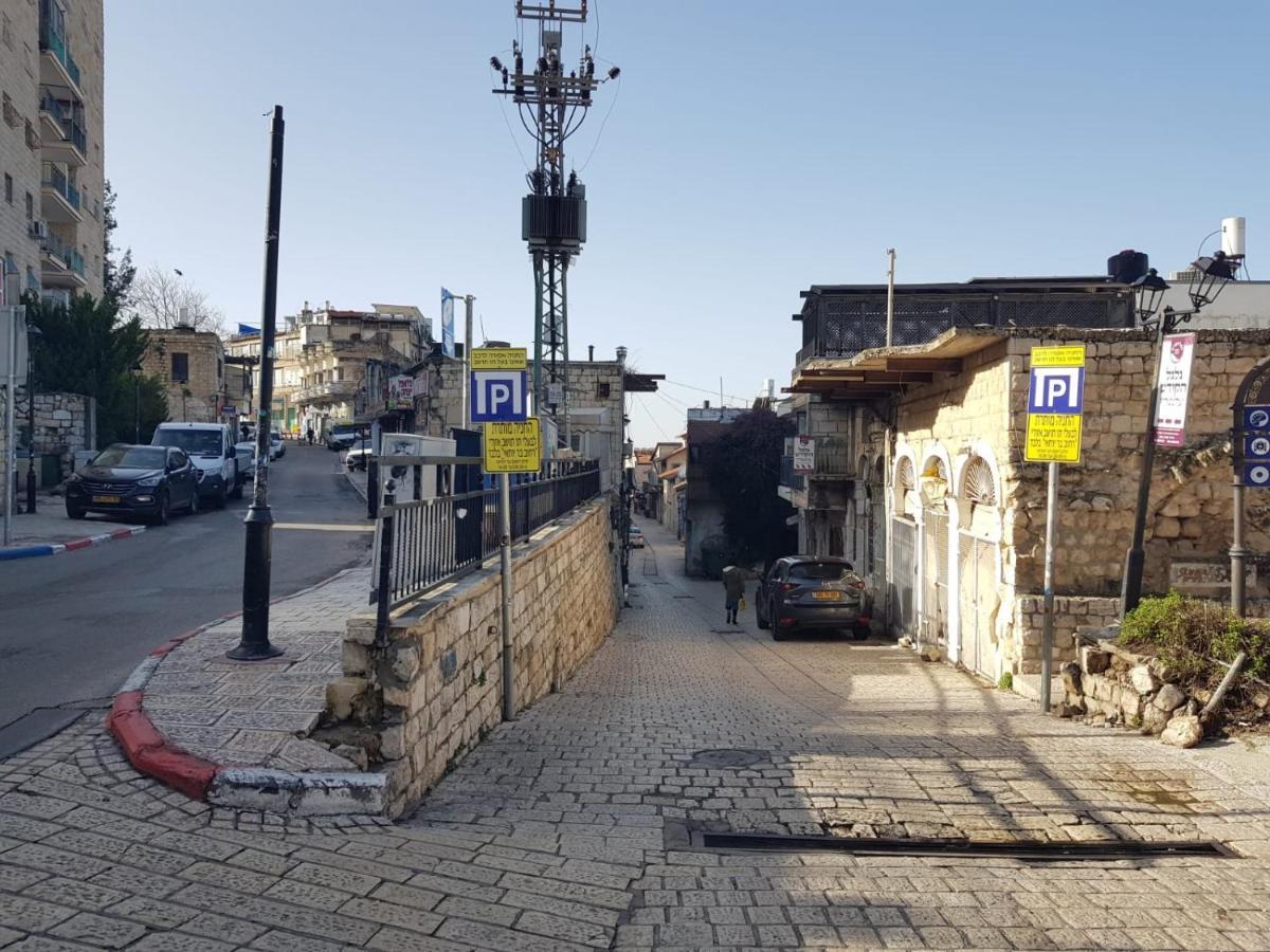דירת נופש בוטיק - נוף לרבי שמעון Apartamento Safed Exterior foto